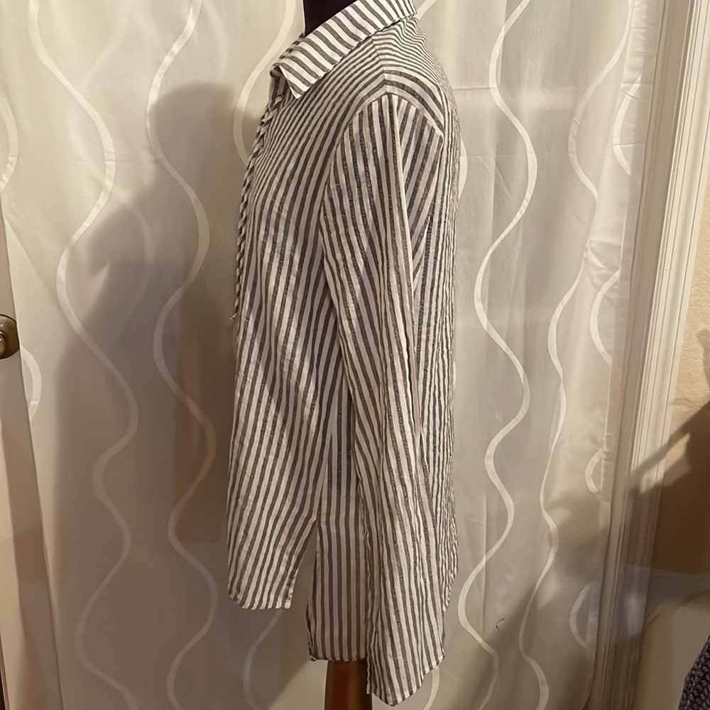 Promesa Striped Blouse, Size Large. - Picture 3 of 6